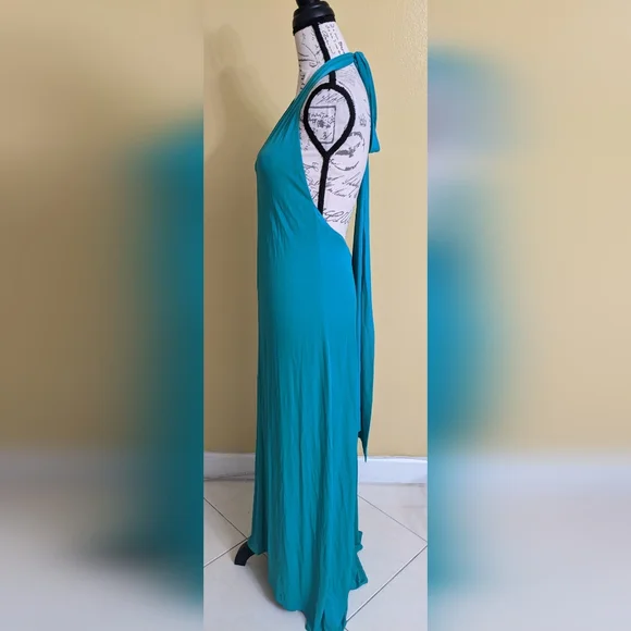 BCBGMaxAzria Halter Plunging VNeck Maxi Dress Size Small - Picture 4 of 9